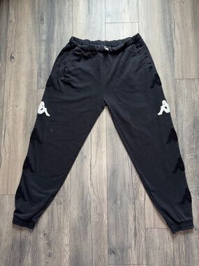 Men’s Kappa Black Logo-Trim Jogger Pants